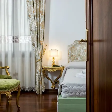 Appartement Residenza Calle Larga San Marco *